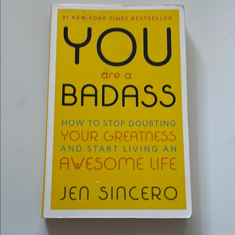 You Are a Badass Book by Jen Sincero - Picture 1 of 5